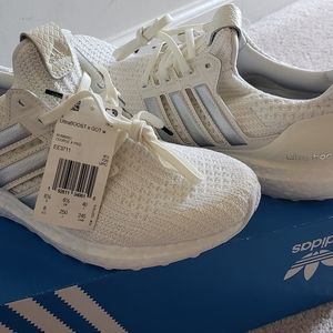 Running Shoes
